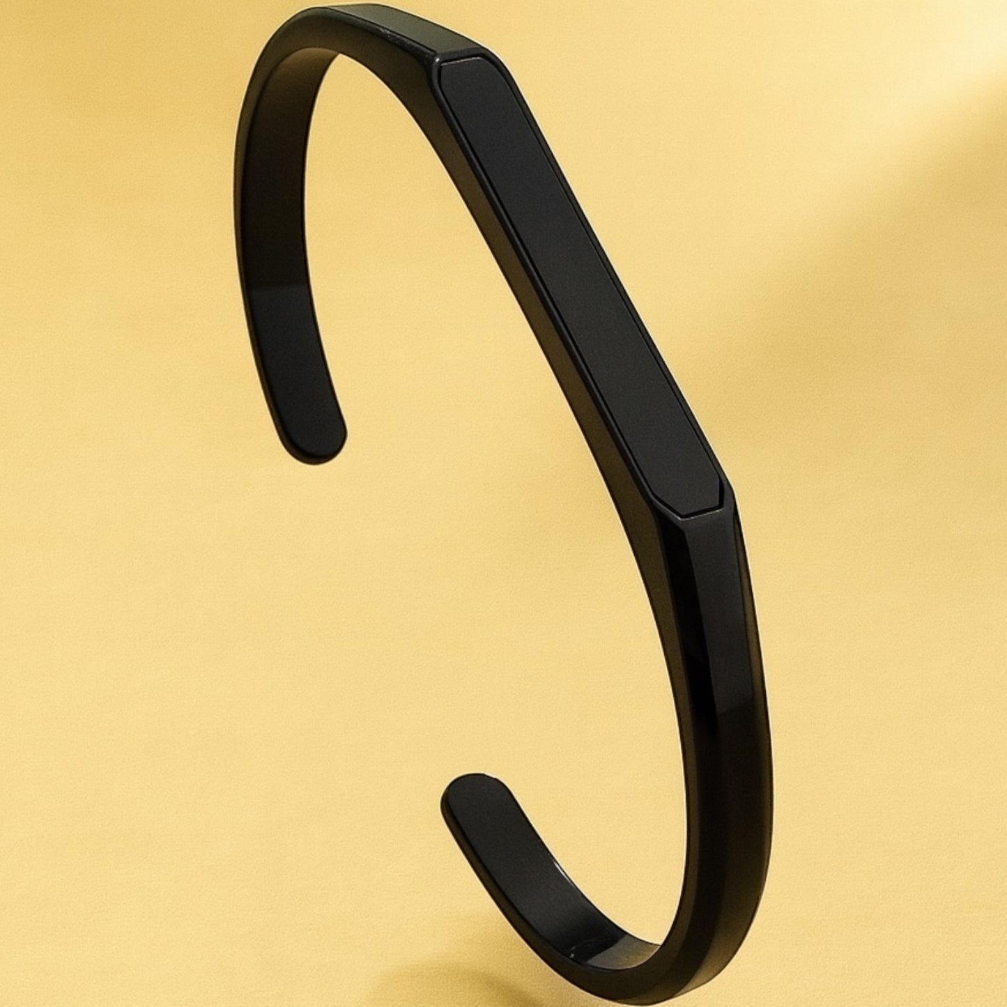 CUFF BRACELET