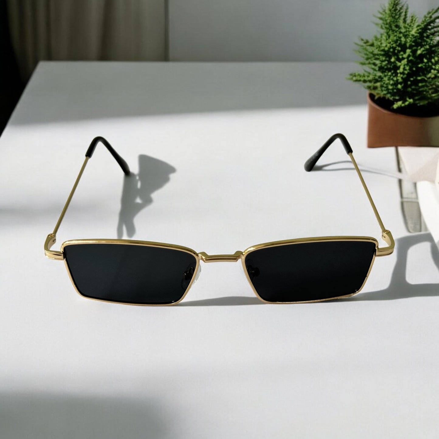 Sunglasses .