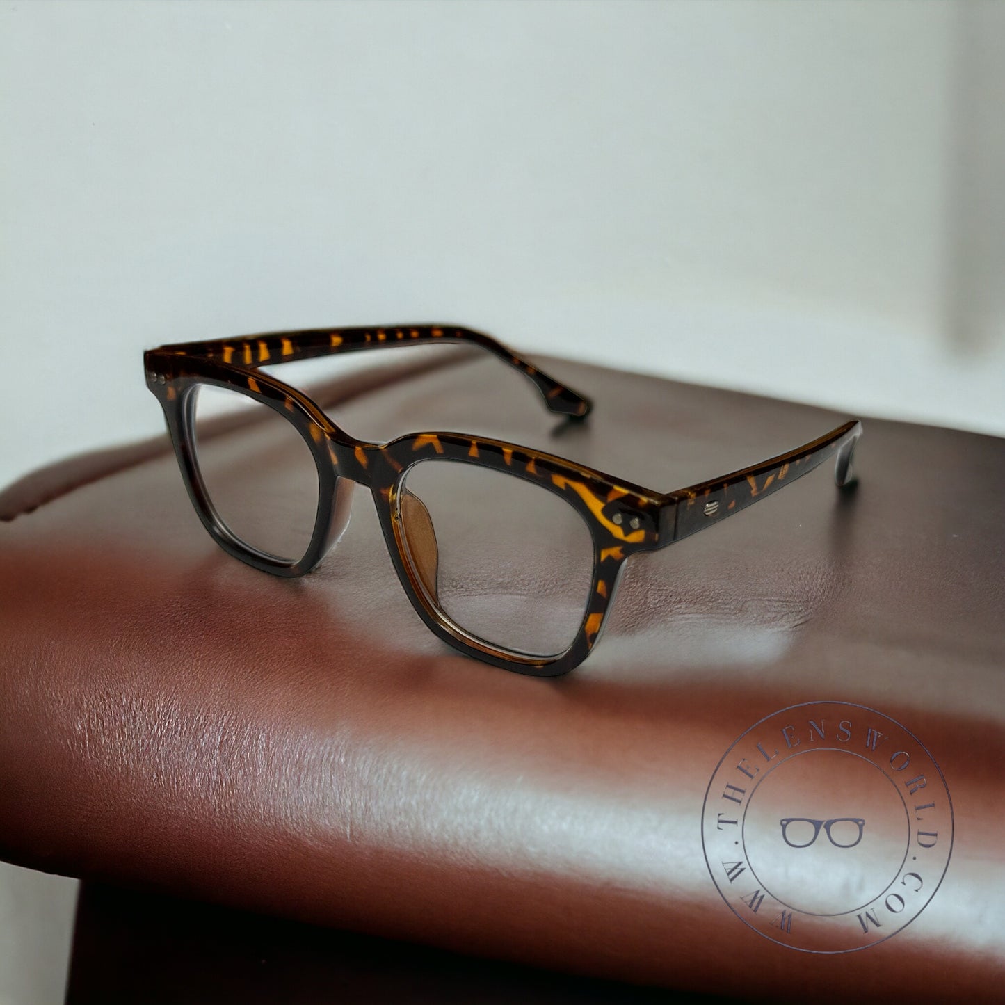 Adlus Frames