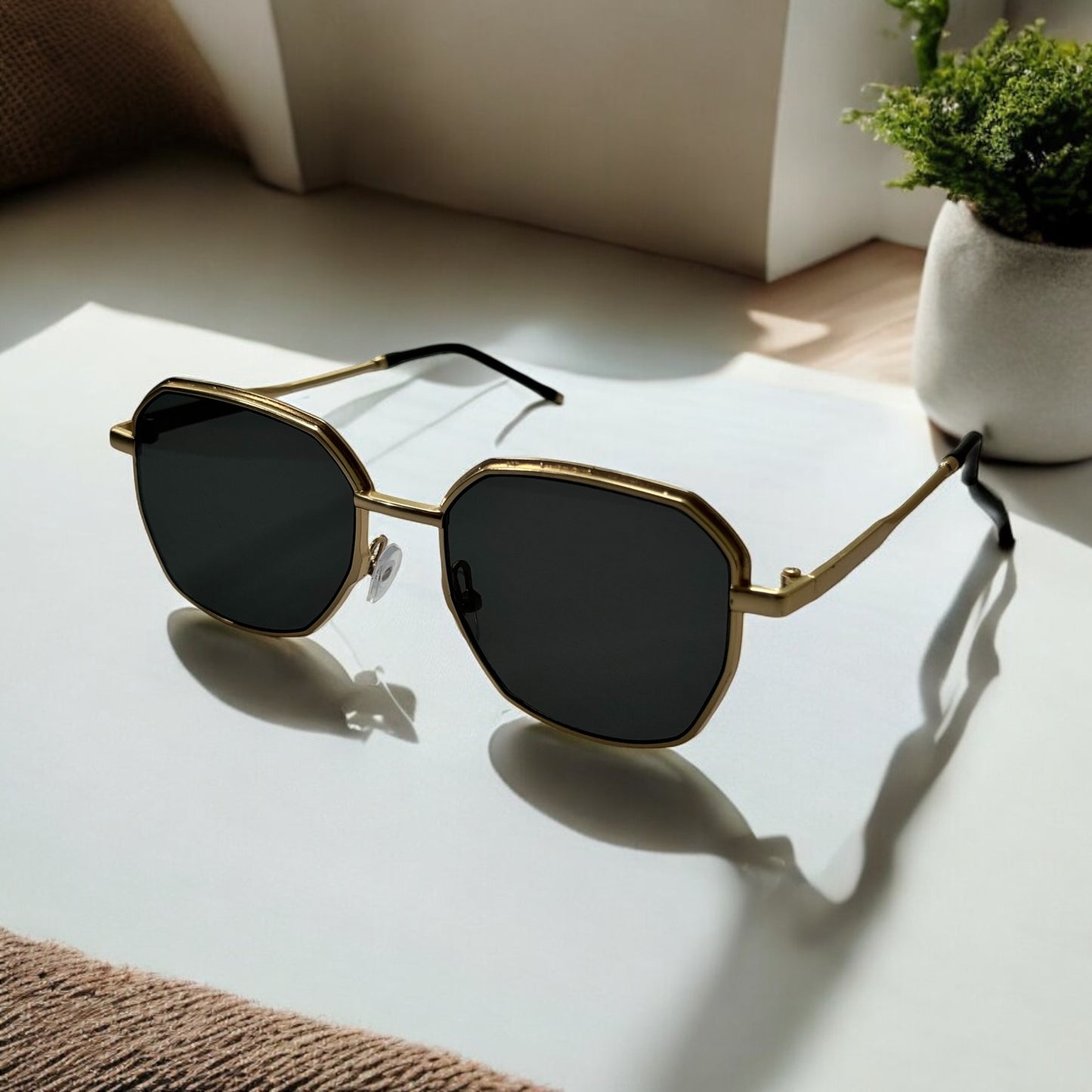 Sunglasses .