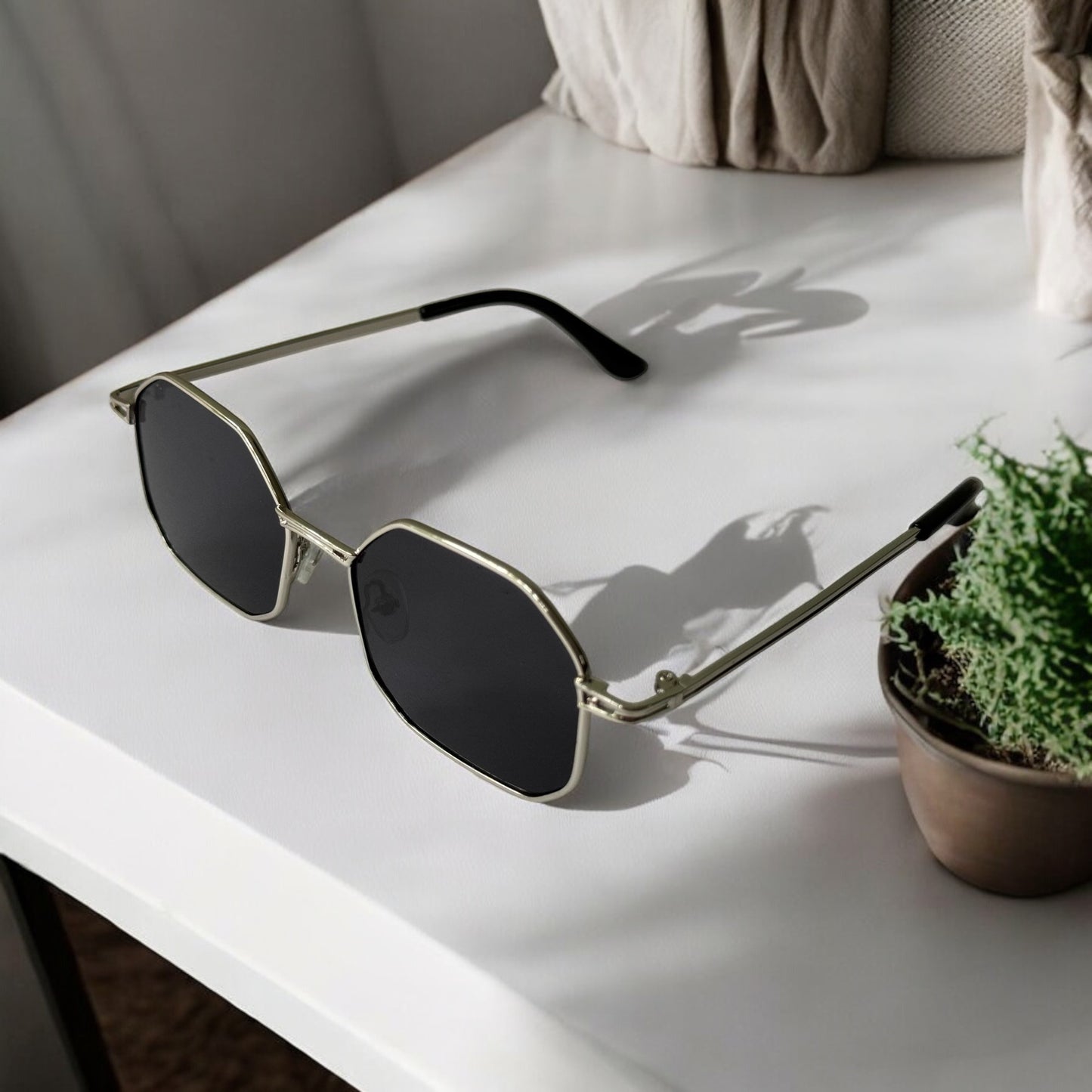 Sunglasses .