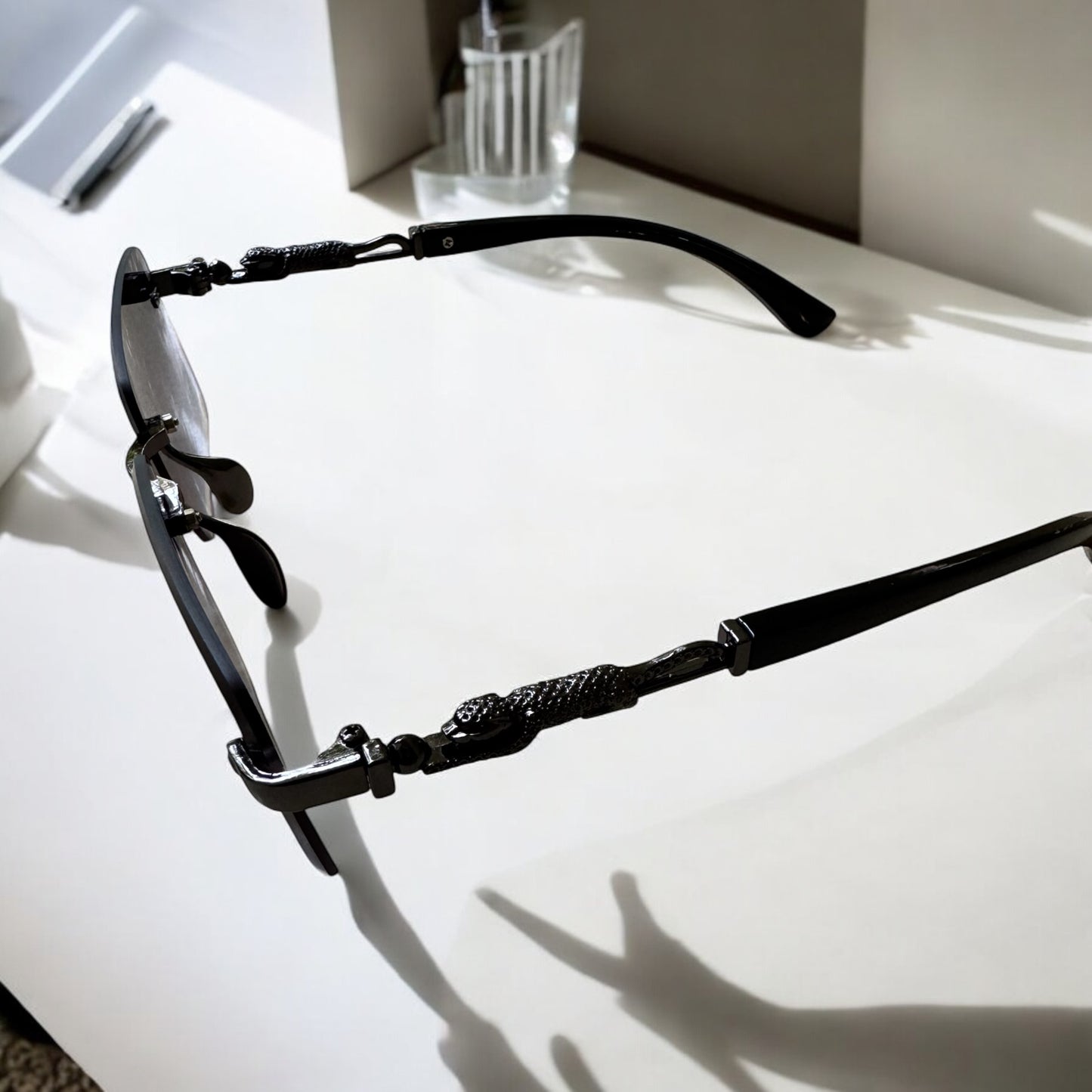 Sunglasses .