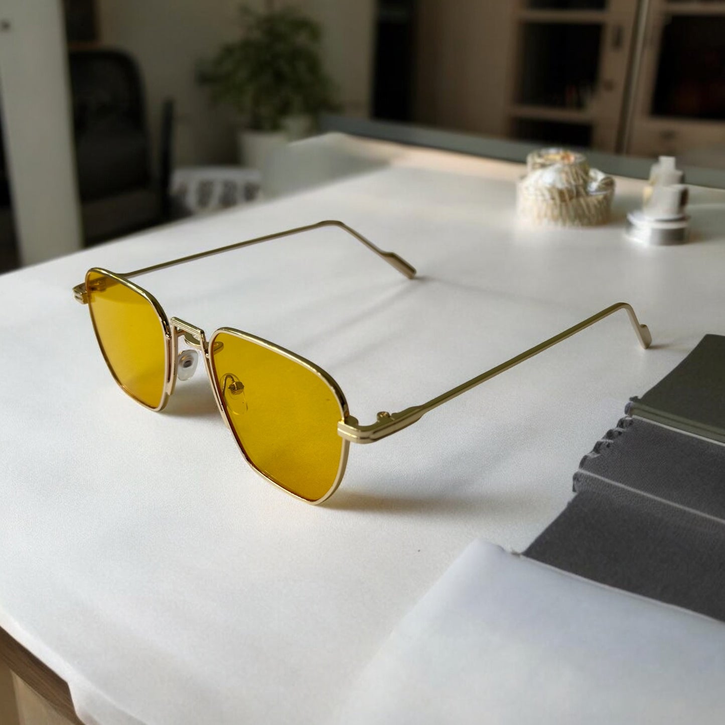Sunglasses .