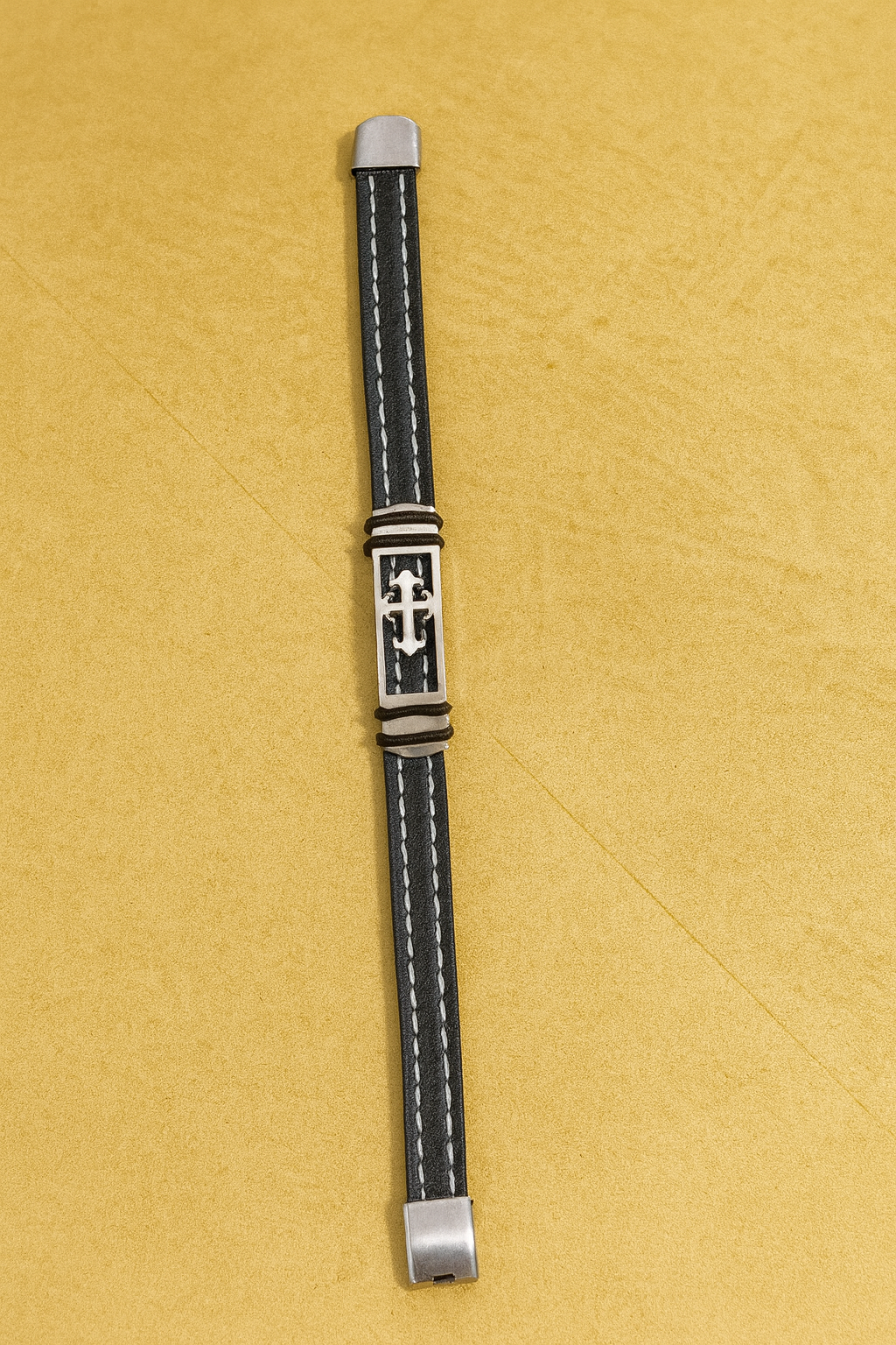 CUFF BRACELET