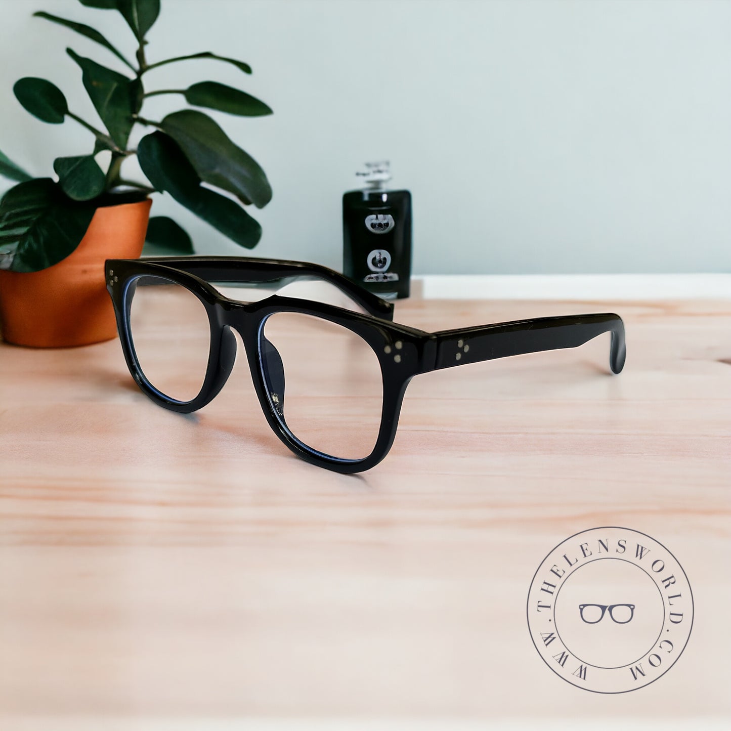Adlus Frames
