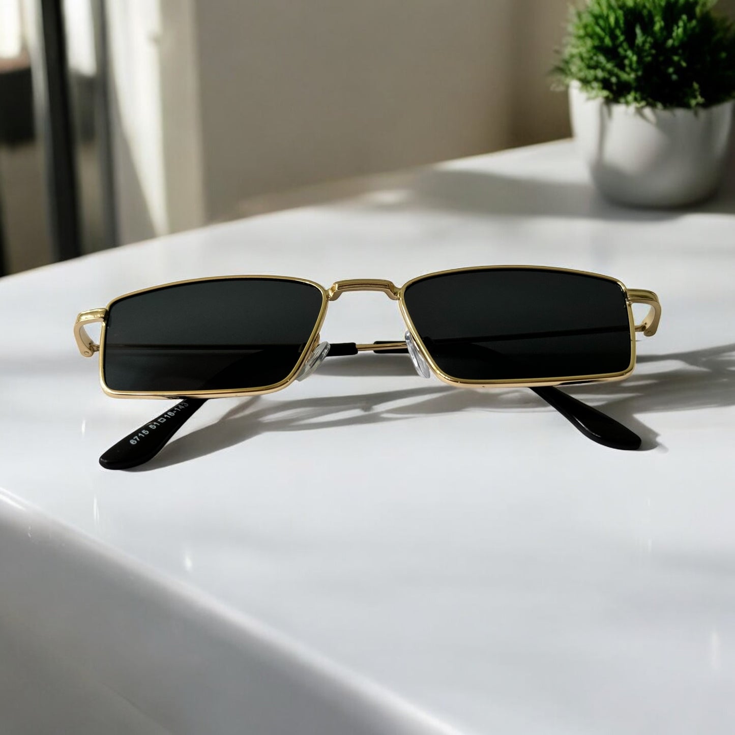 Sunglasses .