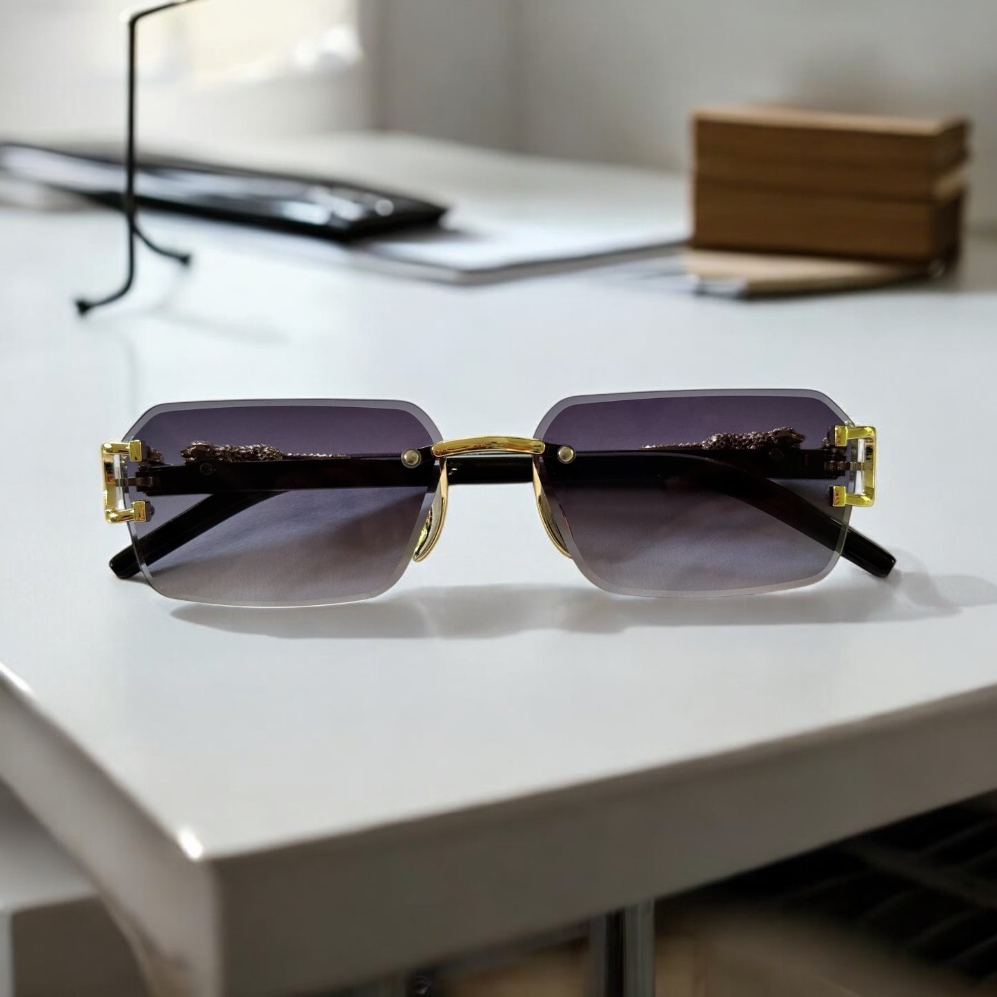 Sunglasses .