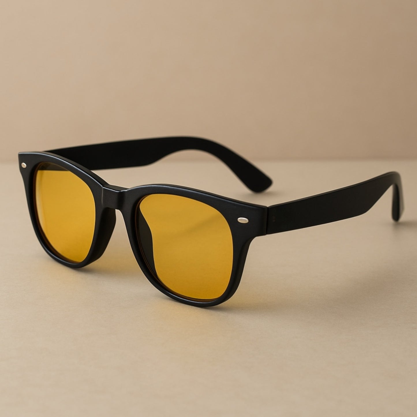 Trendy Sunglass